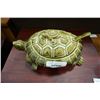 Image 2 : Turtle soup tureen and music stein
