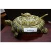 Image 3 : Turtle soup tureen and music stein