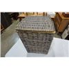 Image 2 : WICKER HAMPER