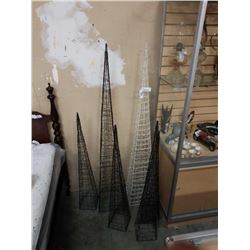 LOT OF DECORATIVE METAL WIRE STANDS