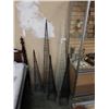 Image 1 : LOT OF DECORATIVE METAL WIRE STANDS