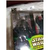 Image 2 : STAR WARS SITH LORDS FIGURES