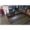 Image 10 : ETHAN ALLEN QUEENSIZE BED FRAME