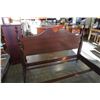Image 2 : ETHAN ALLEN QUEENSIZE BED FRAME