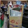 Image 5 : NOMA INDOOR PRELIT ARTIFICIAL PINE TRE