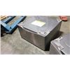 Image 3 : PAIR OF 27 INCH LAUNDRY PEDESTALS - STAINLESS
