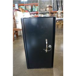 121 LB SAFE WITH KEY 24" X12" X12"