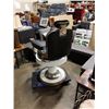 Image 7 : 1930 KOKEN ENAMELED AND BRASS ADJUSTABLE BARBER CHAIR - OUT OF THE EMPRESS HOTEL VICTORIA
