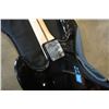 Image 8 : SQUIRE JAZZ BASS ELECTRIC GUITAR IN SOFT CASE
