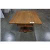 Image 1 : SIKES COMPANY DROPLEAF 1 DRAWER COFFEE TABLE