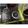 Image 3 : NUMARK MIXTRACK PRO2 DJ TABLE