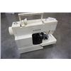 Image 8 : Vinatge singer sewing machine with foot pedal