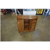Image 5 : WOOD HALL CABINET
