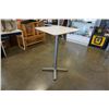 Image 2 : TALL WHITE BISTRO TABLE