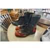 Image 3 : SET PLATFORM SHOES AND BOOTS