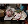 Image 1 : LARGE LOT OF VINTAGE CHRISTMAS DECOR