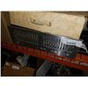 Image 3 : PIONEER EQUALIZER AND RECORDS