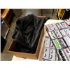 Image 3 : 3 NEW DANIER LEATHER PANTS SIZE SMALL AND NEW ARTIFICIAL EYELASHES