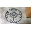 Image 2 : Box of decorative metal stands and décor