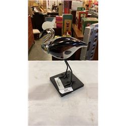 ART GLASS BIRD STATUE