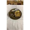 Image 1 : BRASS TRAY OF SILVER INLAY COLLECTIBLES