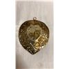 Image 8 : BRASS TRAY OF SILVER INLAY COLLECTIBLES