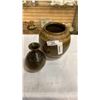 Image 2 : 2 CERAMIC VASES