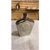 Image 3 : Case of drinking flasks