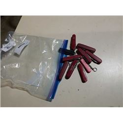 LOT OF SWISS ARMY KNIVES