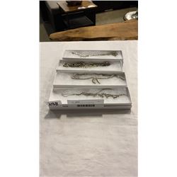 4 TRAYS OF VARIOUS RHINESTONE JEWELLERY