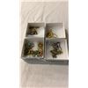 Image 1 : 4 TRAYS OF PINS AND BROOCHES ETC