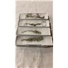 Image 1 : 4 TRAYS OF VARIOUS RHINESTONE JEWELLERY