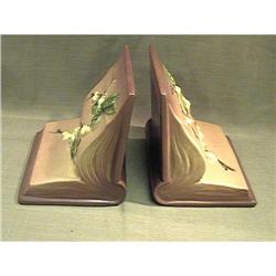 Roseville Bookends Snowberry 1BE #1324808