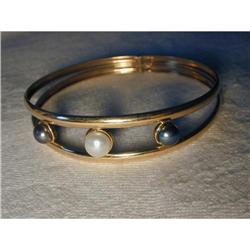 Estate 14K YG Gold Black Pearl Bangle Bracelet #1390233