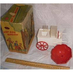 Antique Ideal Toy Hot Dog cart interesting toy for collectors - beau jouet vieux pour Hot Dog