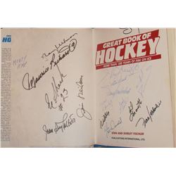 signed by Rocket Maurice Richard, Eddy Shack, Yvon Lambert, others signatures Hockey Book -livre