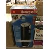 Image 1 : Honeywell 1.7 Gallon Tower Humidifier