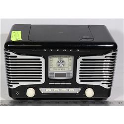 TEAC VINTAGE STYLE AM/FM RADIO CD PLAYER & ALARM