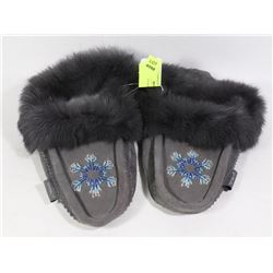 LADIES MOCCASIN SIZE6