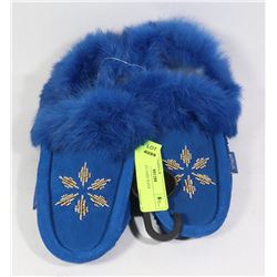 LADIES MOCCASIN SIZE8