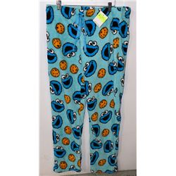 NEW WOMENS SIZE LARGE COOKIE MONSTER SOFT