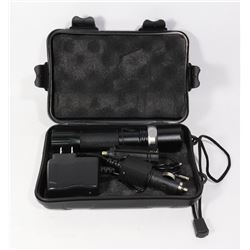 LED FLASHLIGHT IN CASE WITH ACCESSORIES