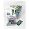 Image 1 : LARGE BAG OF RAZORS AND RAZOR HEADS