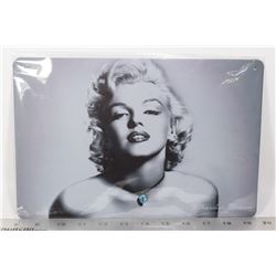 NEW MARYLIN MONROE METAL SIGN