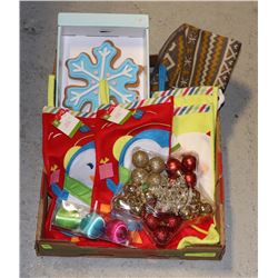 LARGE FLAT OF ASSORTED CHRISTMAS