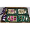 Image 1 : FLAT OF ASSORTED CHRISTMAS ORNAMENTS - ESTATE