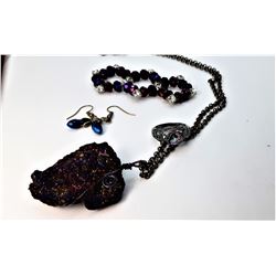 9)  WIRE WRAPPED NATURAL PURPLE/BLUE