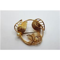 11)  VINTAGE GOLD TONE WITH PEARL ACCENT