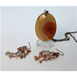 28)  NATURAL BROWN STRIPE OVAL ONYX