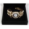 Image 1 : WOMENS PEARL LOOK WATCH IN DISPLAY BOX
